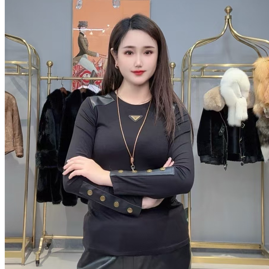 长袖时尚百搭黑色修身显瘦潮流秋冬女士女款配真皮打底衫