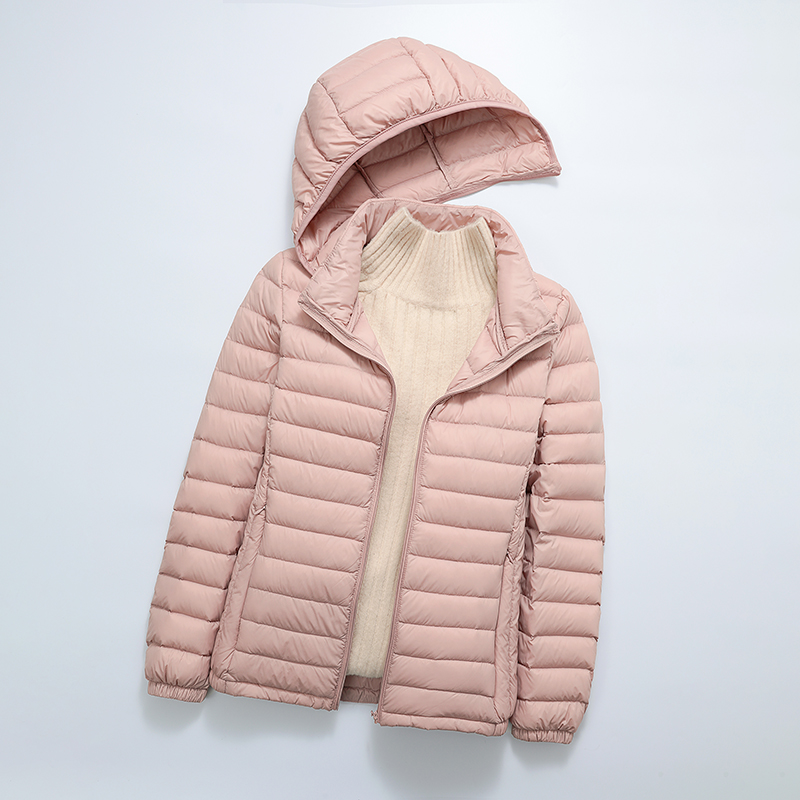 2024年轻薄羽绒服女短款秋冬季新款可脱卸帽白鸭绒薄款大码外套潮