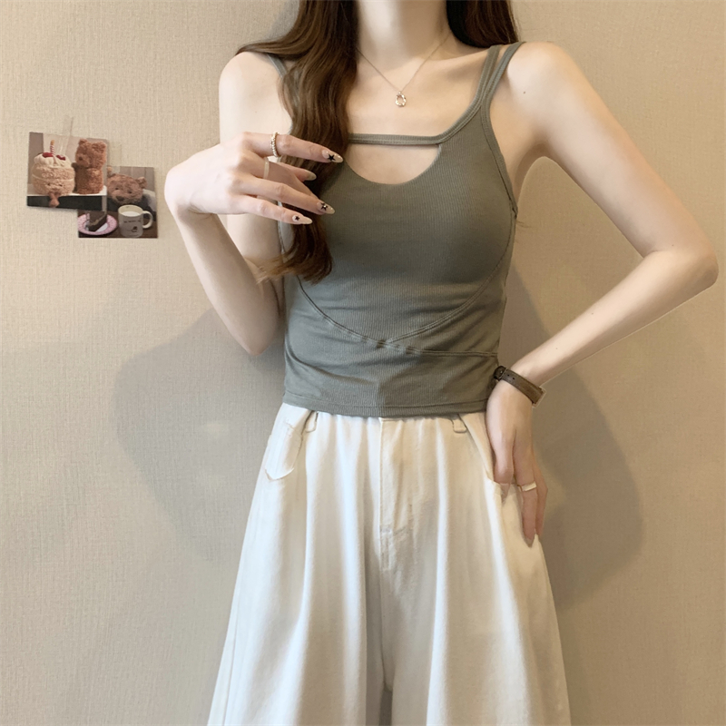 纯欲甜辣小吊带背心女内搭夏季外穿纯色带胸垫美背双肩带短款上衣