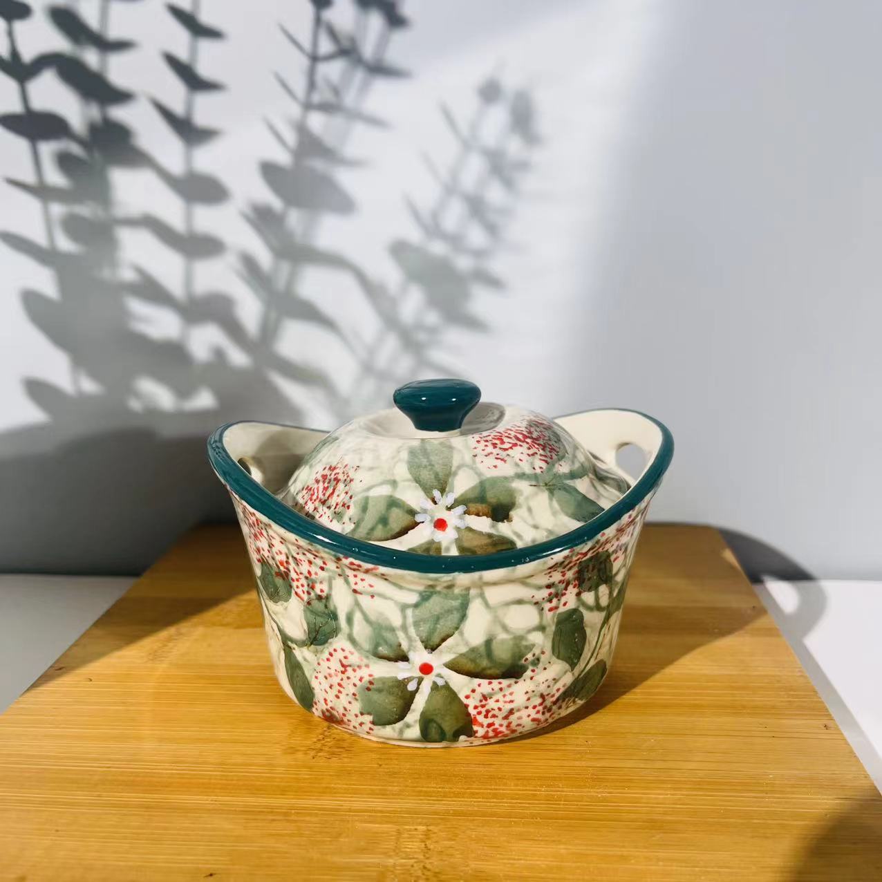 蓝色舞瓣-陶瓷带盖元宝烤碗炖盅