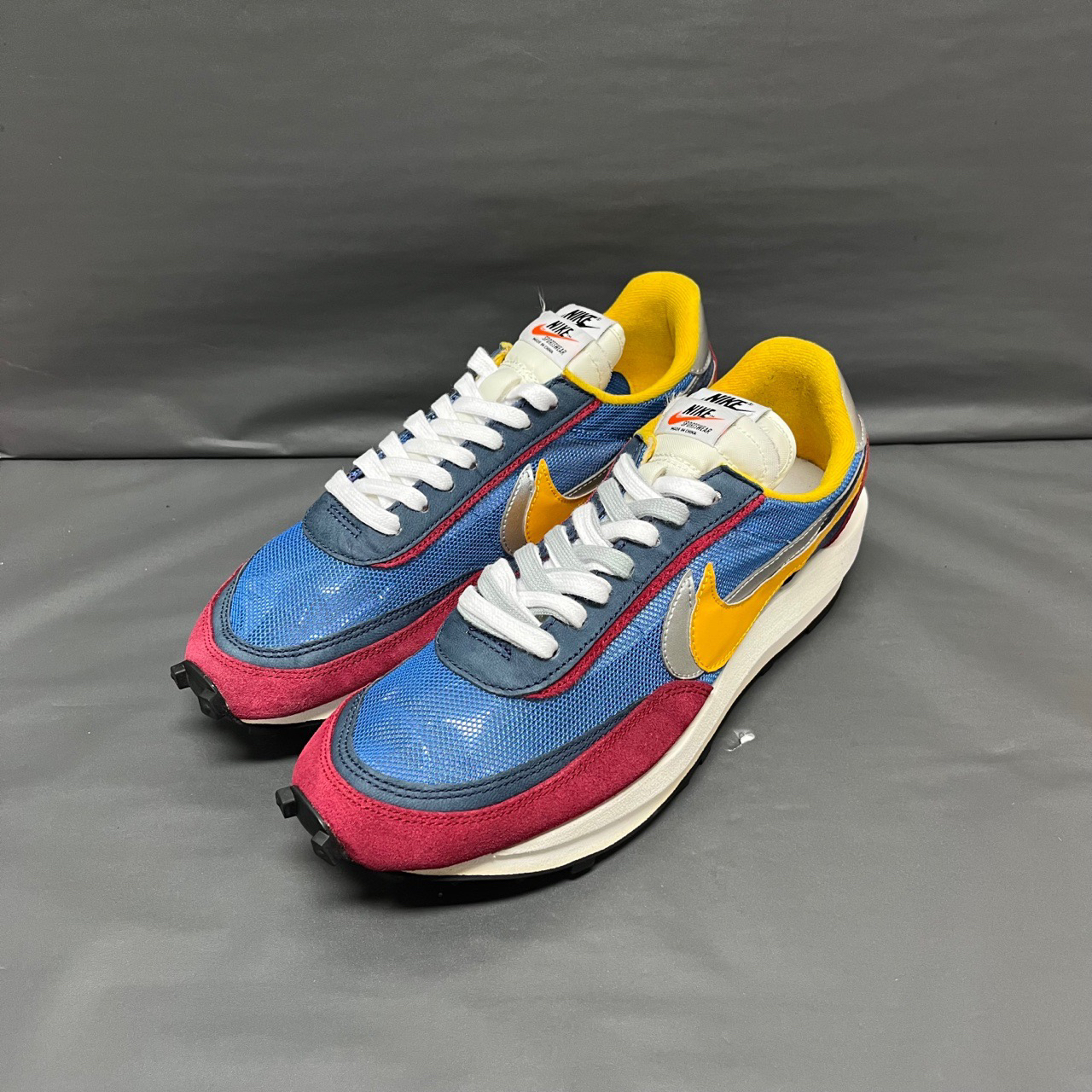 Sacai LDV Waffle红蓝球鞋/44.5码/98新/无原盒/A2112