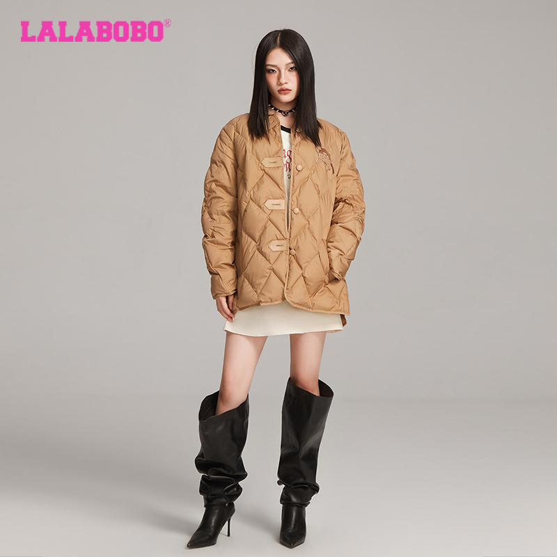 杭州LALABOBO小熊字母轻薄羽绒女款舒适休闲时尚格纹LBDC-WSYR13