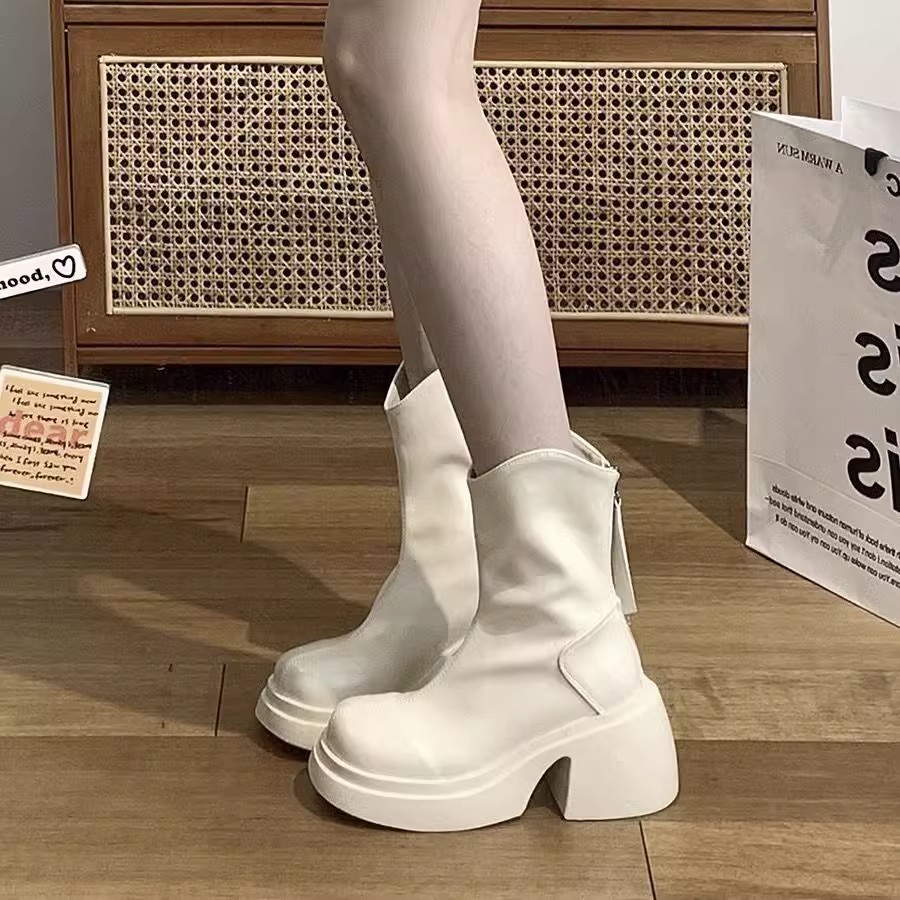 秋冬季保暖休闲厚底粗跟短靴女马丁靴秋冬季新款韩版高跟圆头中筒
