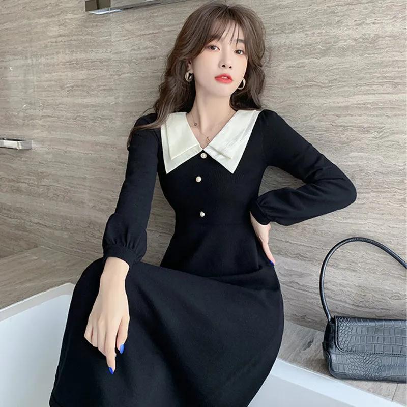 大码女装2024秋季新赫本风黑色连衣裙收腰显瘦气质减龄双层领裙子