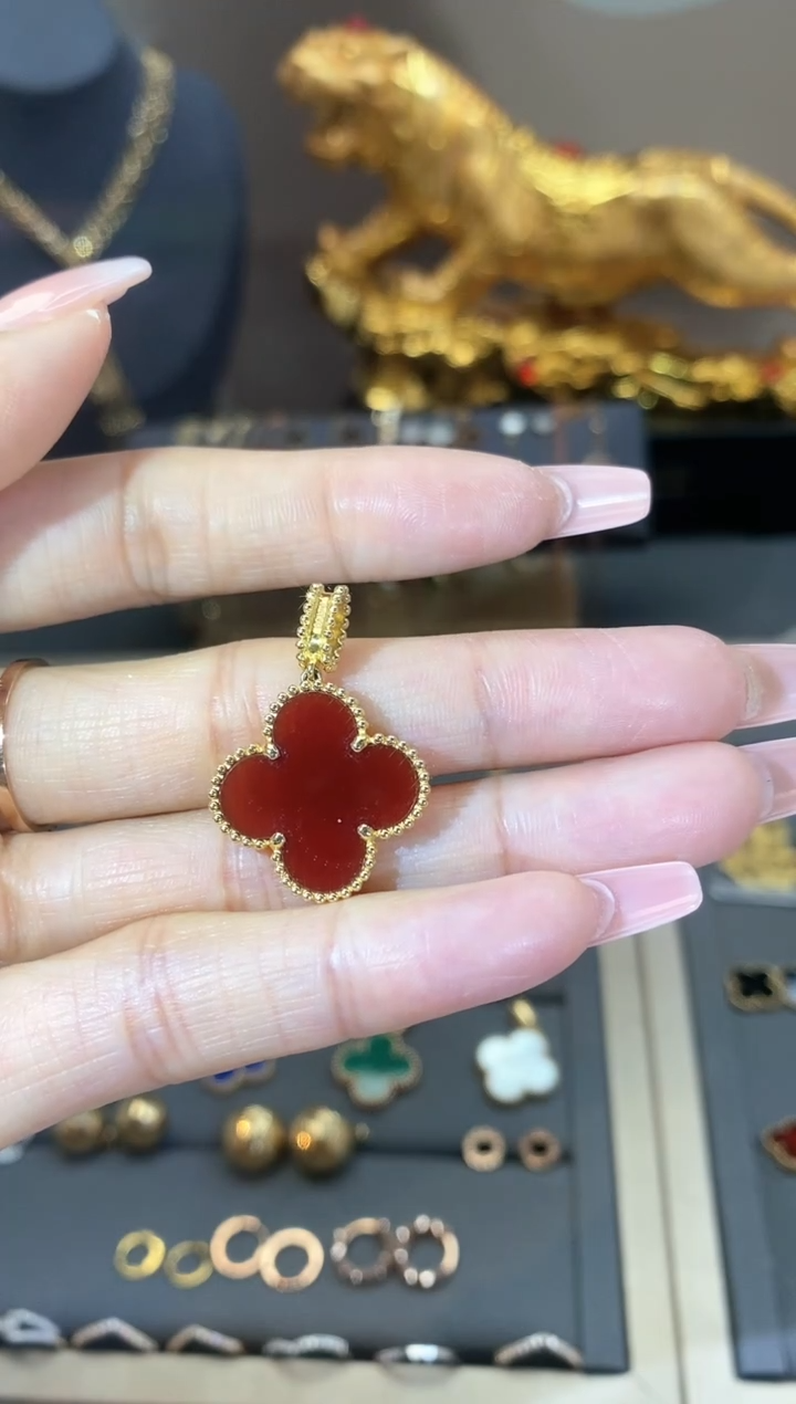 【闪购商品】玛瑙/玉髓吊坠(不含链)18K金镶嵌18k金玛瑙吊坠