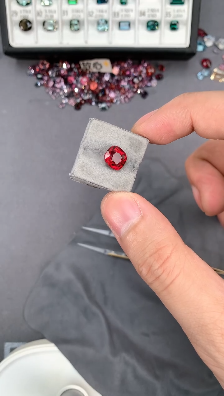 【闪购商品】定制碧玺裸石未镶嵌3.87ct