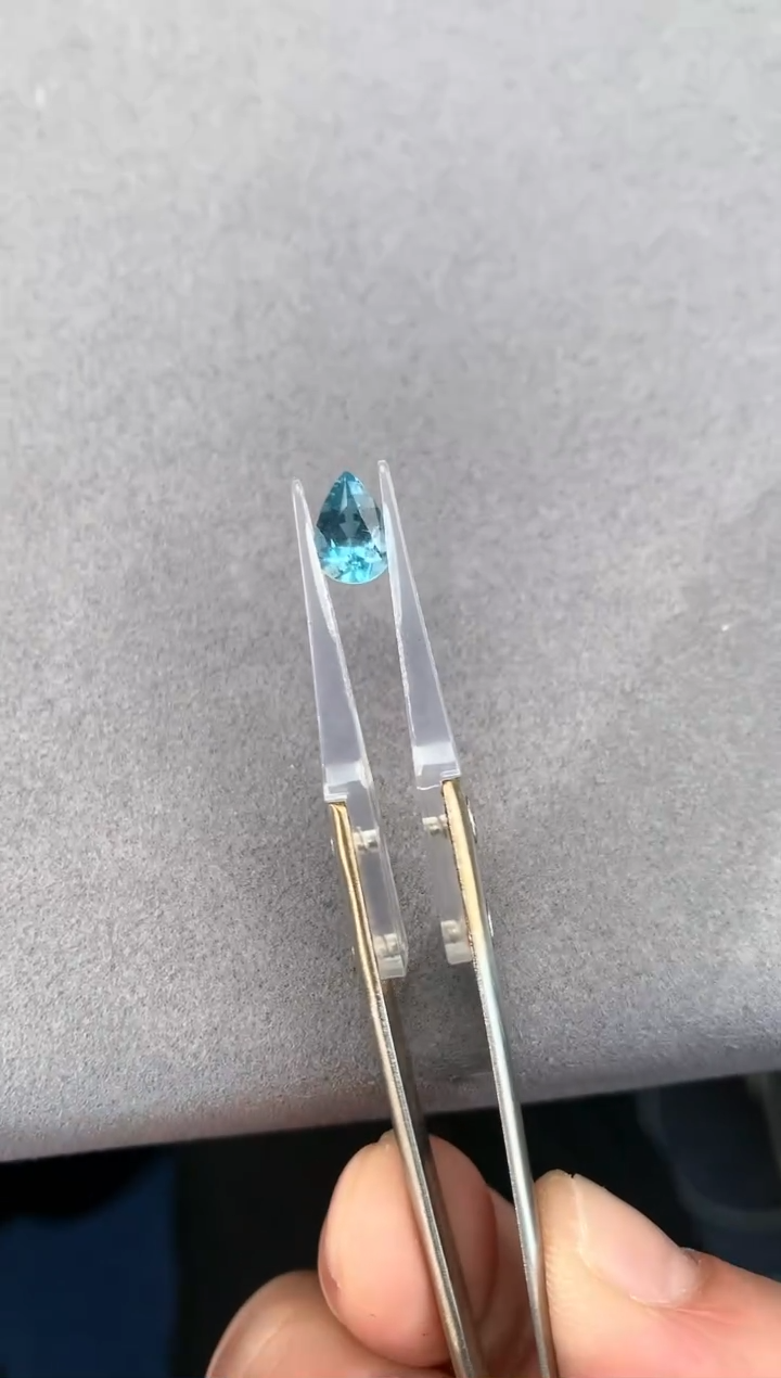 【闪购商品】定制海蓝宝石裸石未镶嵌1.01ct