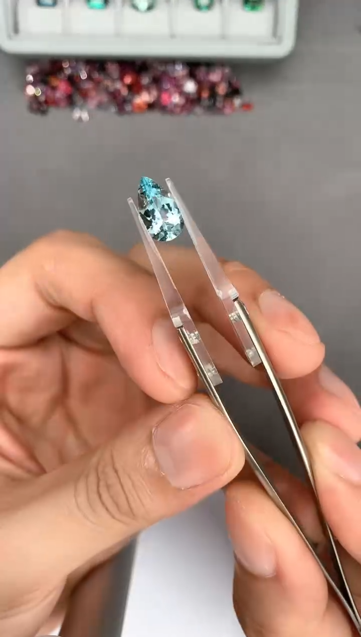 【闪购商品】定制海蓝宝石裸石未镶嵌2.04ct