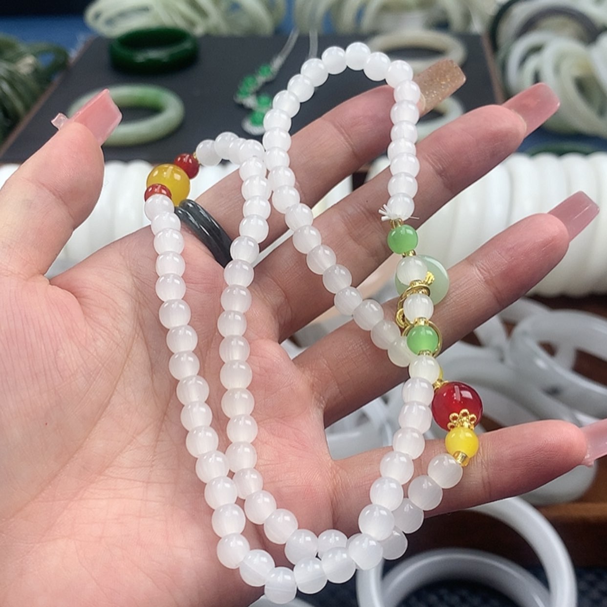 【闪购商品】石英质玉手链未镶嵌