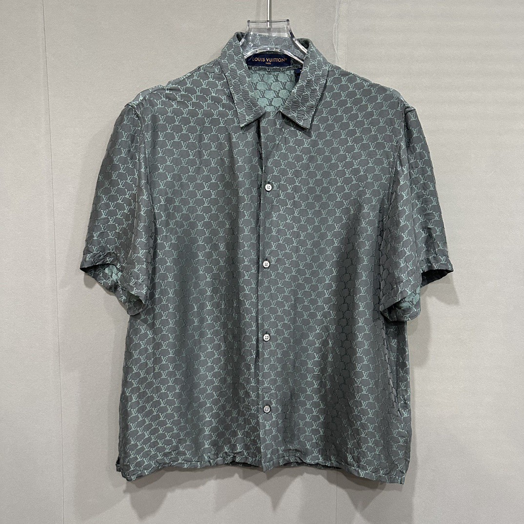 未使用 LouisVuitton/路易威登 SS24 满印logo衬衫 XS码 D12438