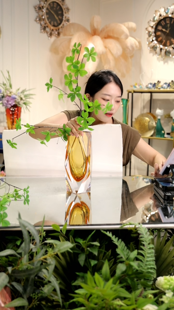 【闪购商品】琥珀色切面花瓶