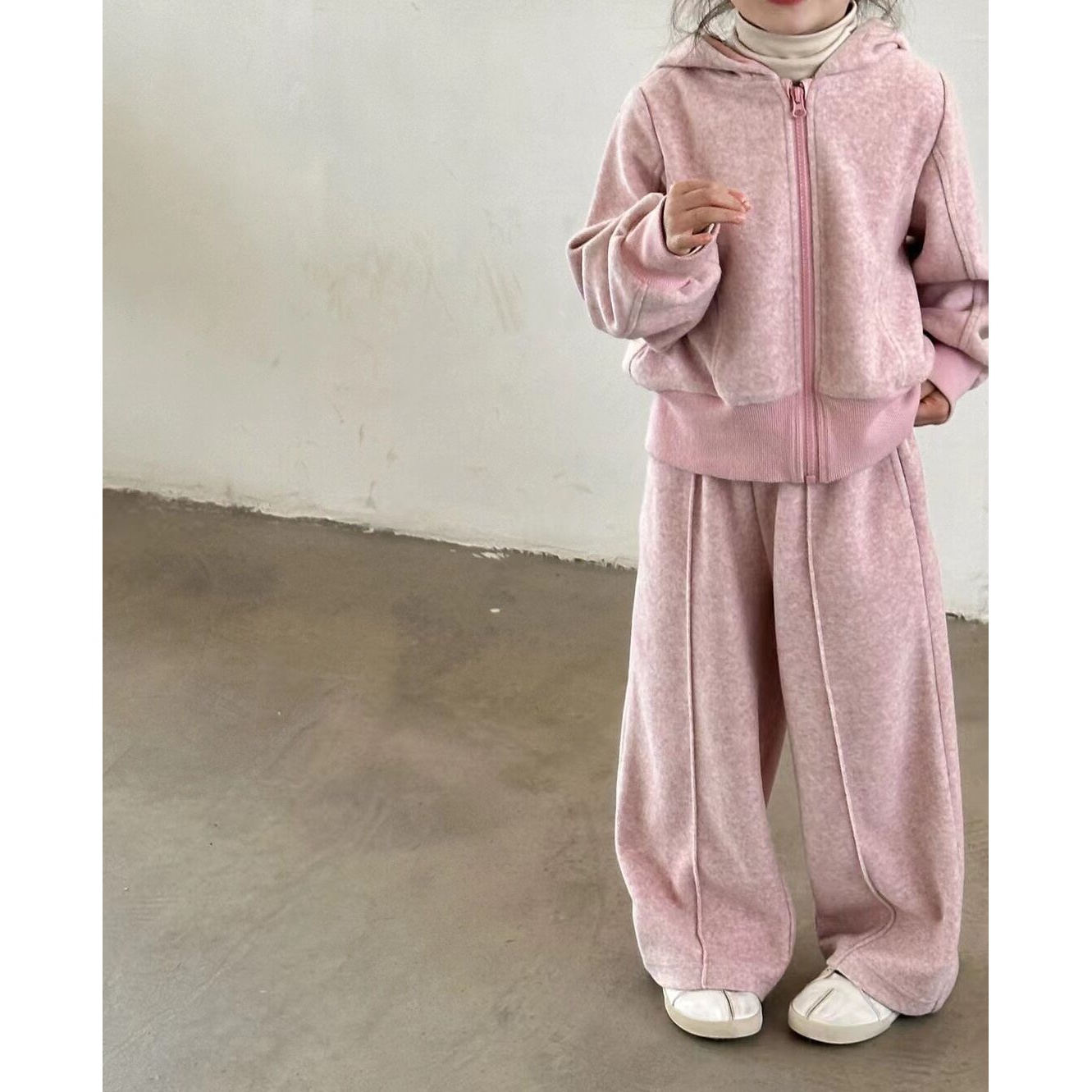 巴拉韩系列童装秋装女童网红炸街套装女孩时髦运动服阔版洋气连帽