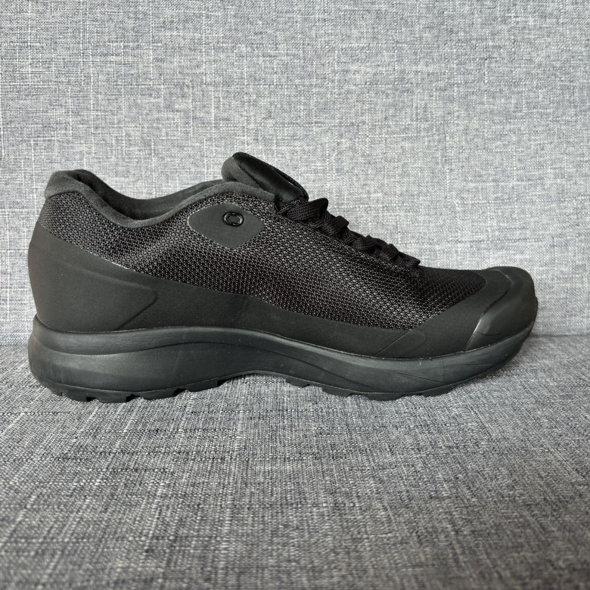 防水轻便新款户外登山鞋徒步休闲鞋男鞋透气防滑运动耐磨越野