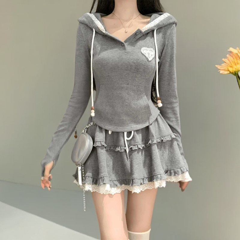 纯欲风甜美套装秋季修身显瘦蕾丝拼接连帽上衣+半身短裙两件套女