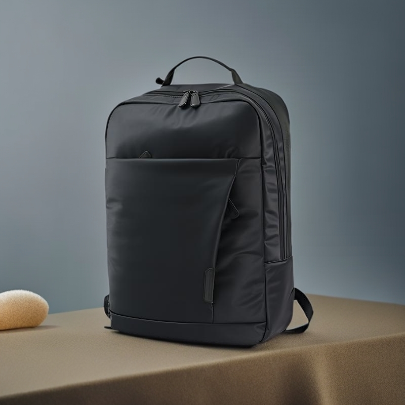 新款时尚商务休闲简约多功能轻盈双肩包20C0530