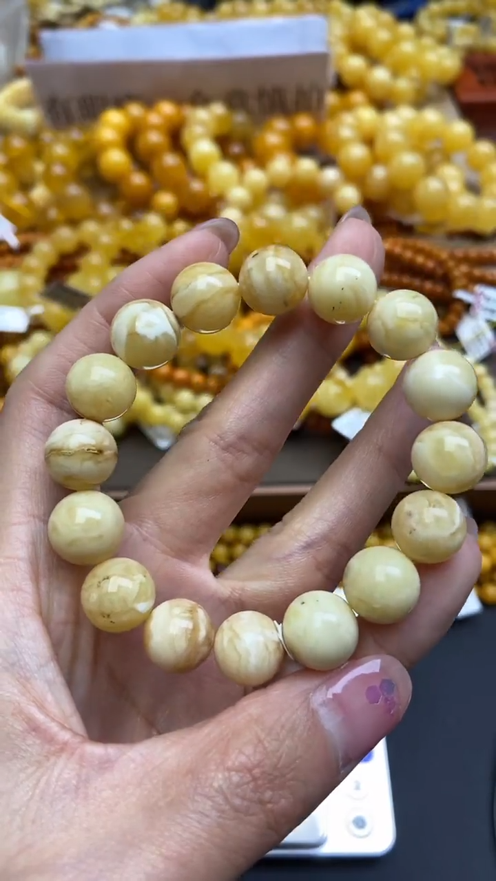 【闪购商品】琥珀裸石未镶嵌25