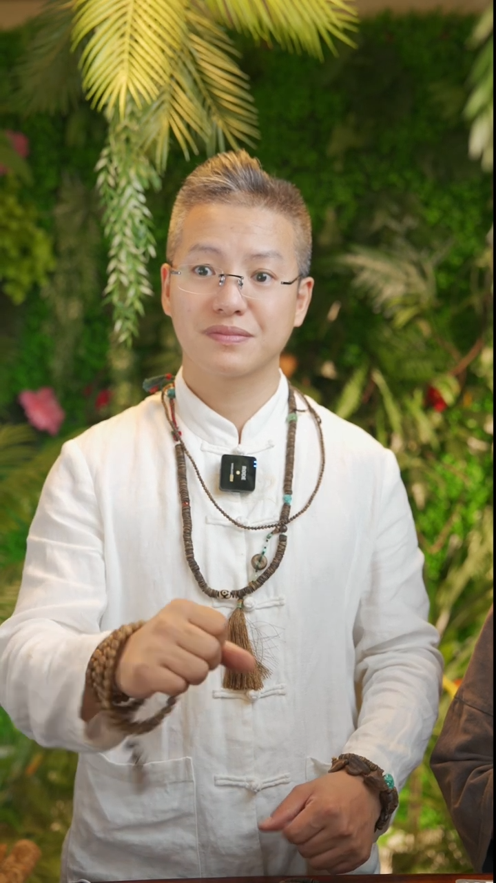 【闪购商品】沉香手串9mm国香棋楠随型算盘珠单圈随机发