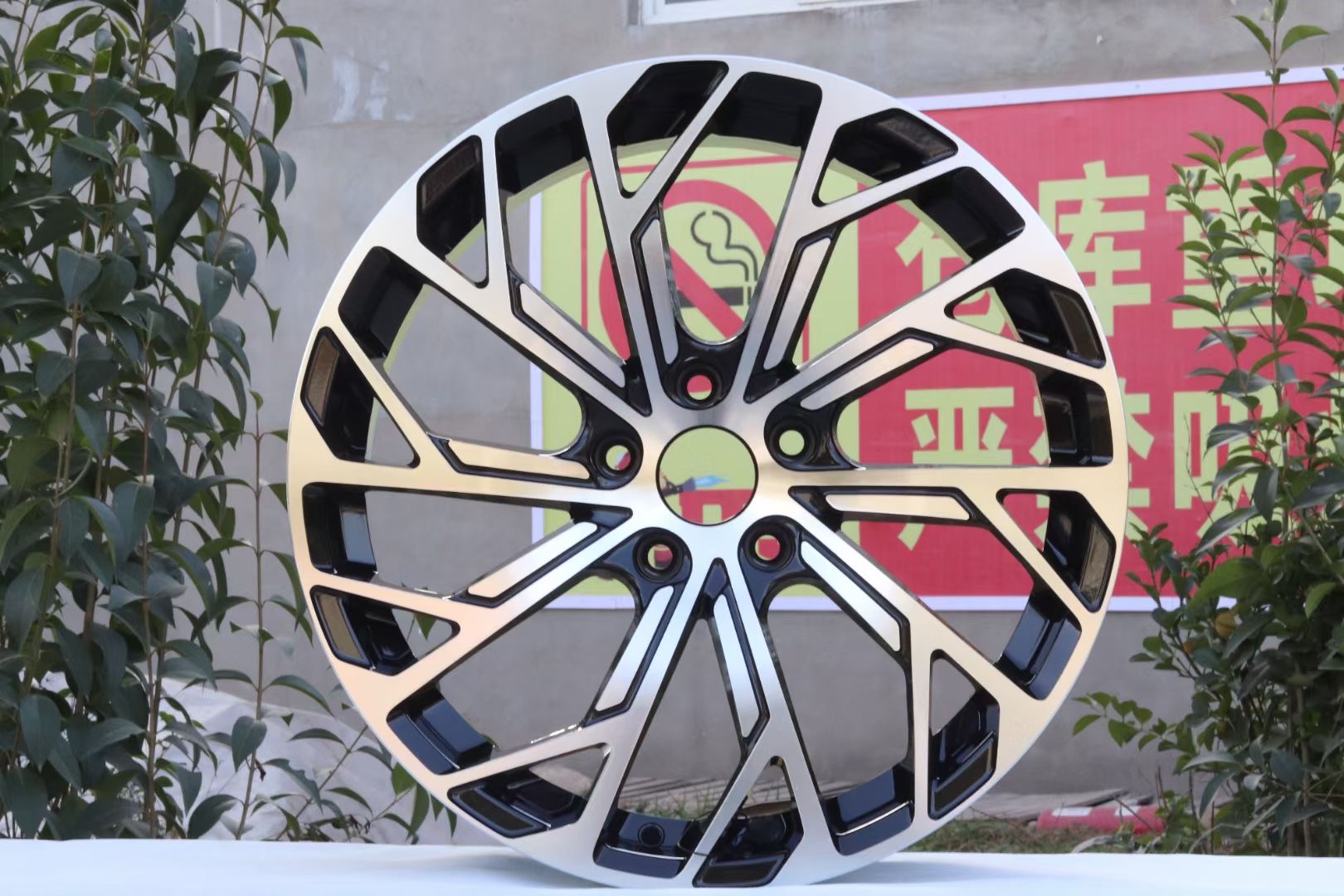 奥迪RS8款轮毂17寸18寸19寸  适用于奥迪大部分车型