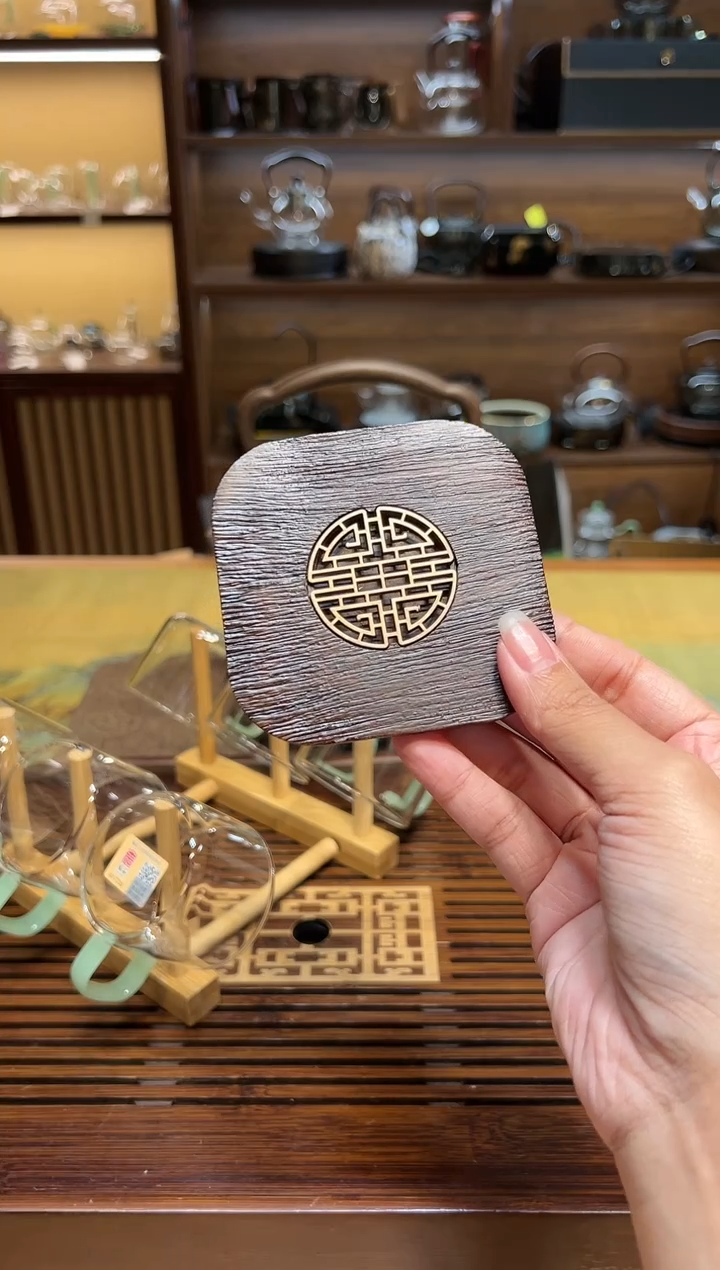 【闪购商品】玻璃茶盏圆形窗花杯垫