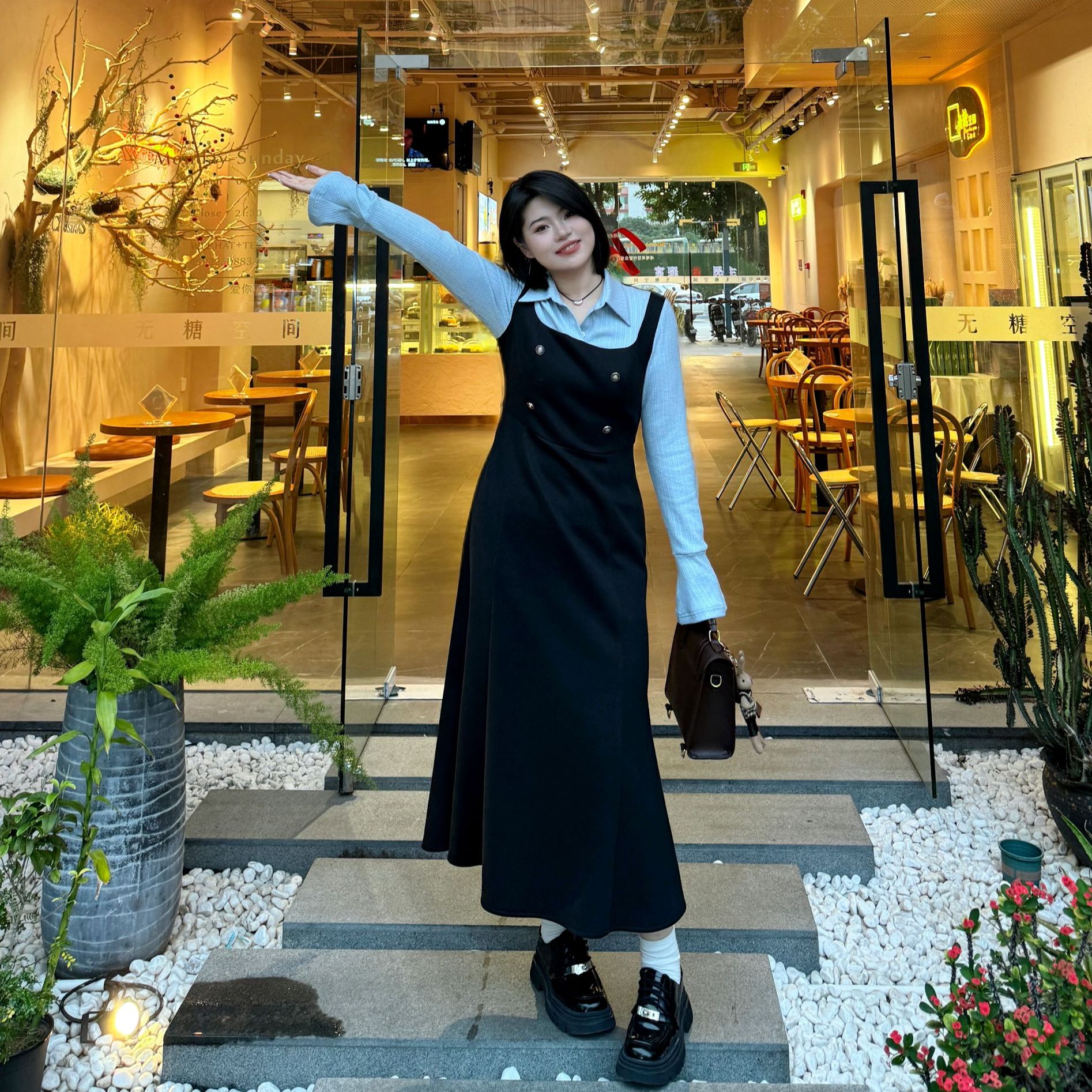 清【海盐甜心】秋冬高级感赫本风撞色长袖遮肚显瘦微胖连衣裙-S1125