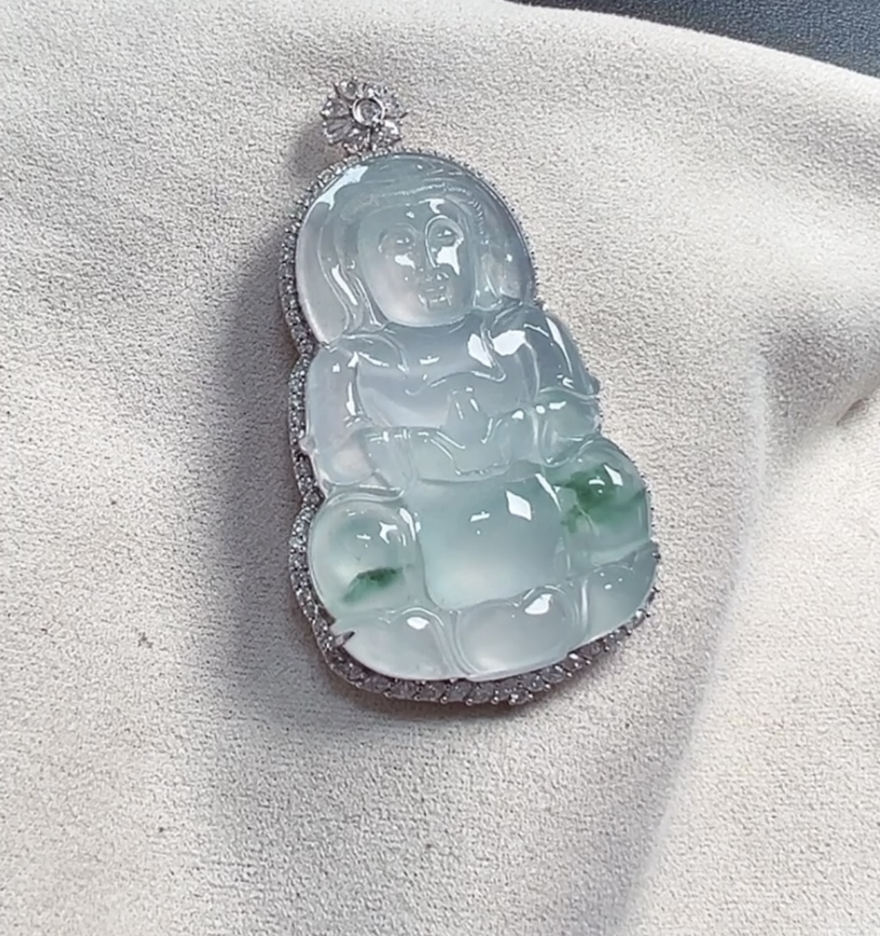 18k高冰玻璃飘花大观音吊坠