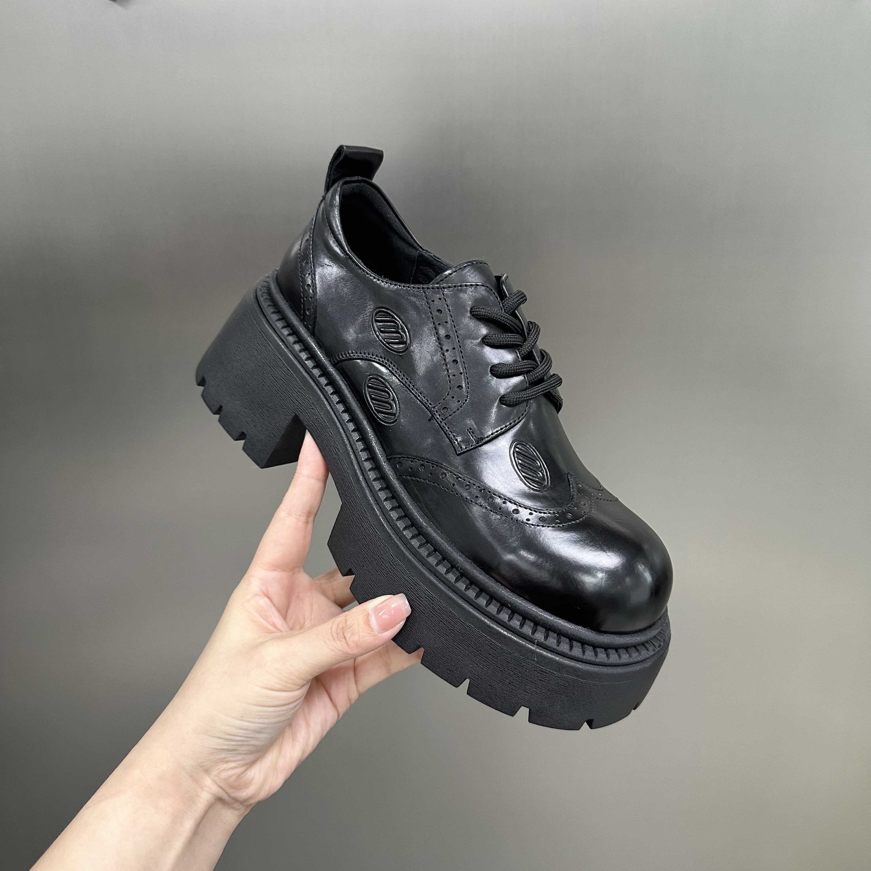 6.5c欧洲站潮流时尚厚底乐福鞋2024秋季新款时尚百搭黑色真皮女鞋