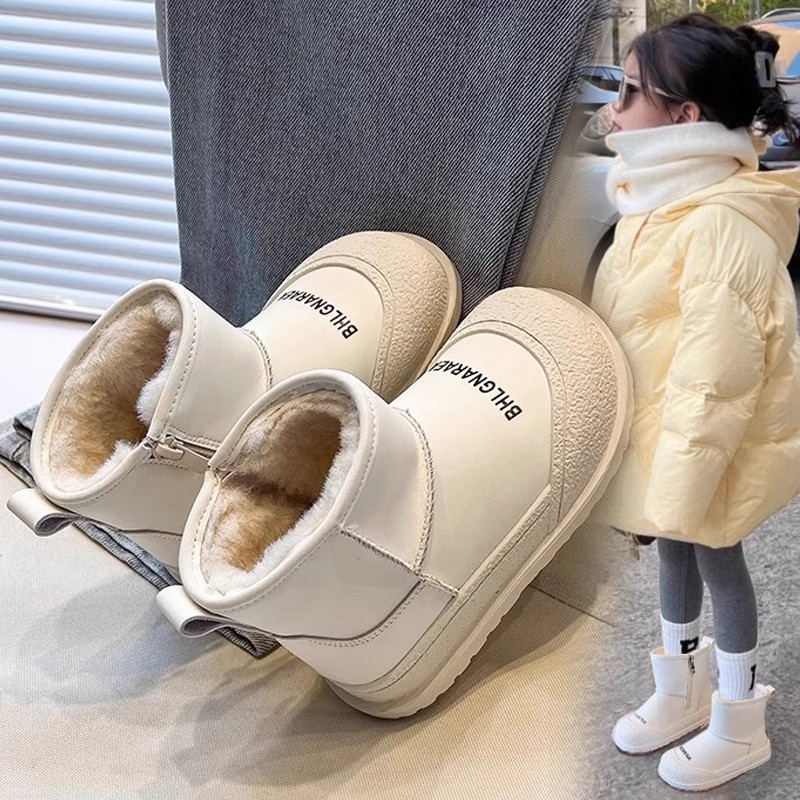 小黄鸭状元女童雪地靴新款冬季加绒皮毛一体儿童棉鞋女宝短靴鞋子