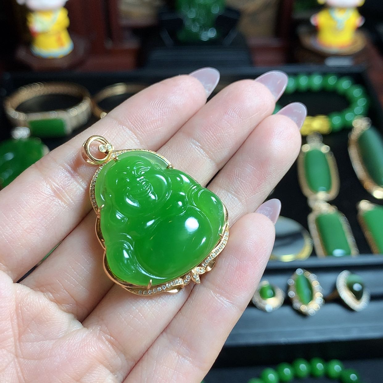 【闪购商品】和田玉（碧玉）吊坠18K金镶嵌双*