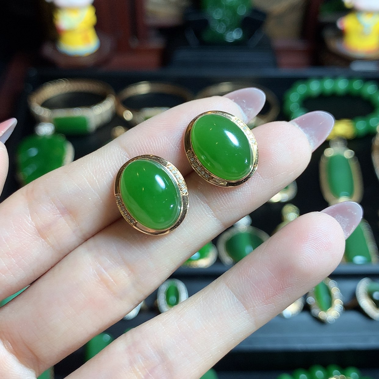 【闪购商品】和田玉（碧玉）耳钉18K金镶嵌孙***3