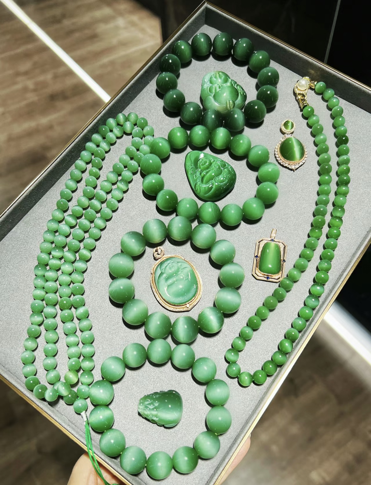 和田玉碧玉猫眼高级感时尚珠宝首饰18K金豪华满钻镶嵌【请勿私拍】