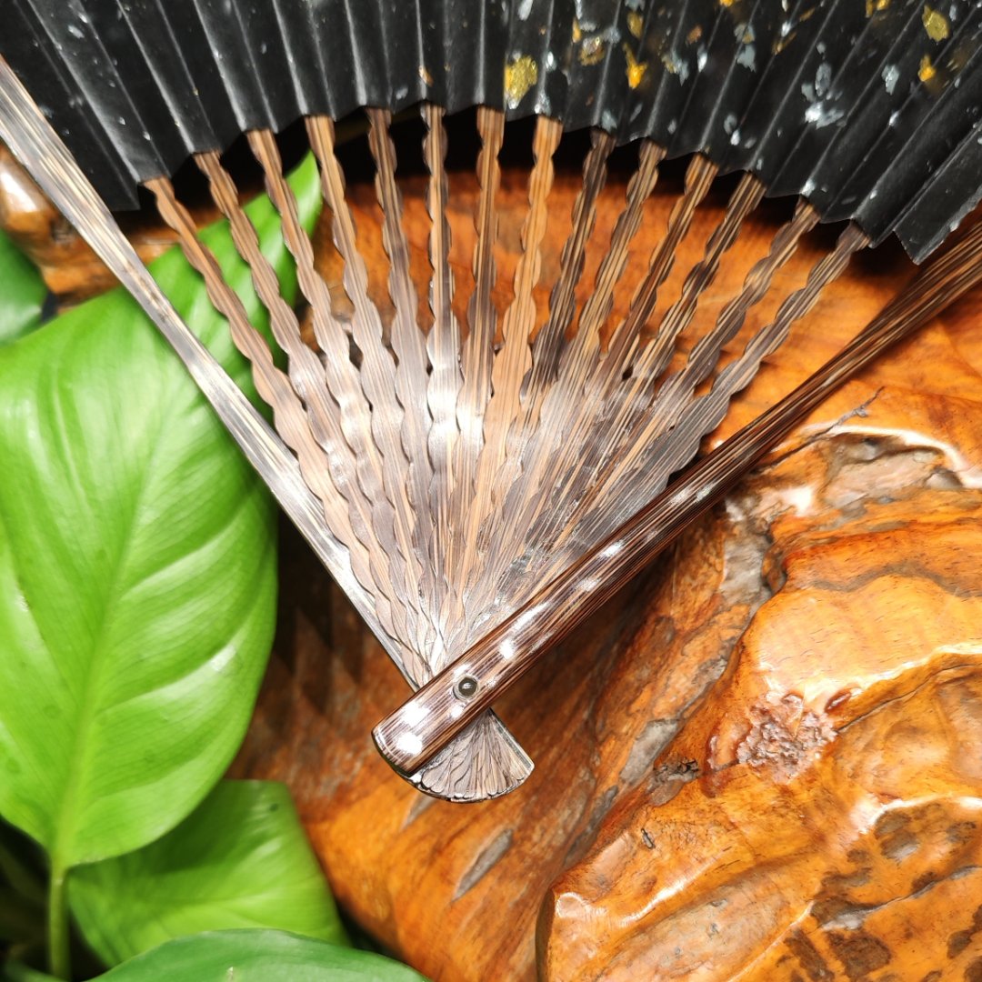 杨德峰手制 全棕竹龙鳞翻棱 文玩苏扇  默认不粘扇面