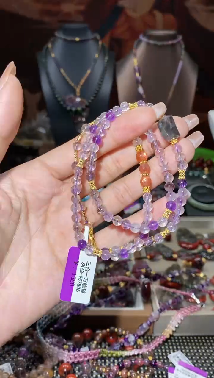【闪购商品】水晶项链未镶嵌超七