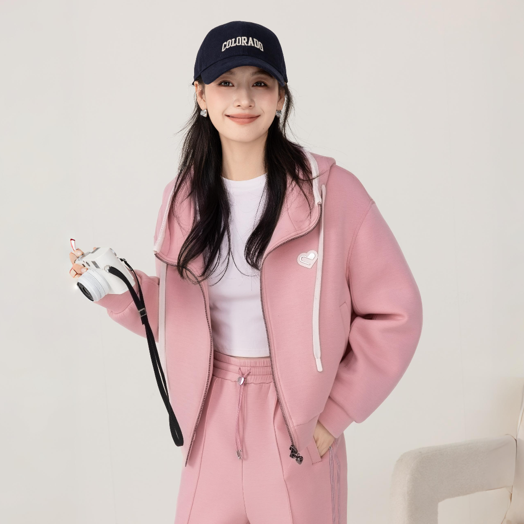 YAYA/鸭鸭2024正品套装鹅绒服时尚百搭连帽鹅绒冬季秋冬鹅绒服