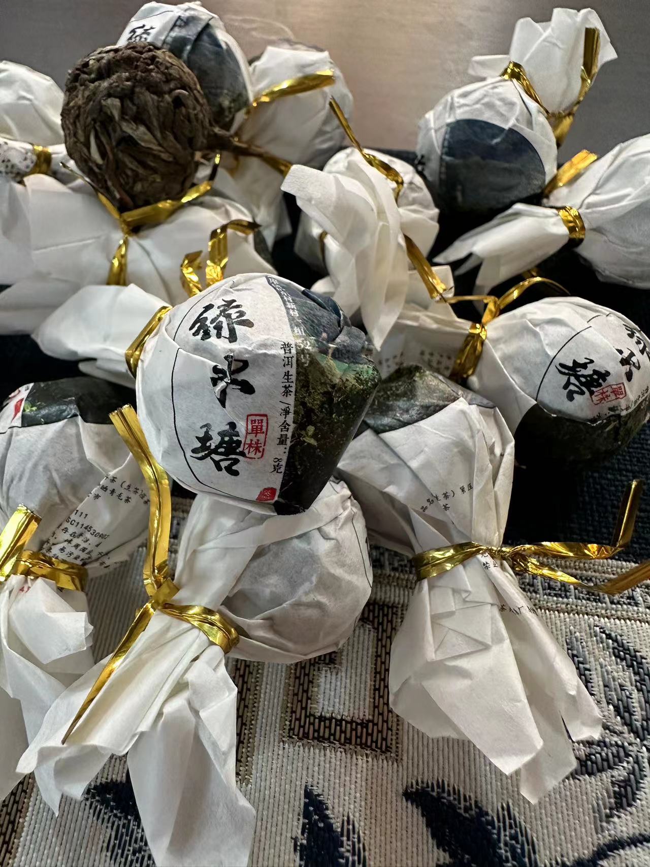 2023年绿水塘单株普洱（生）茶龙珠8克