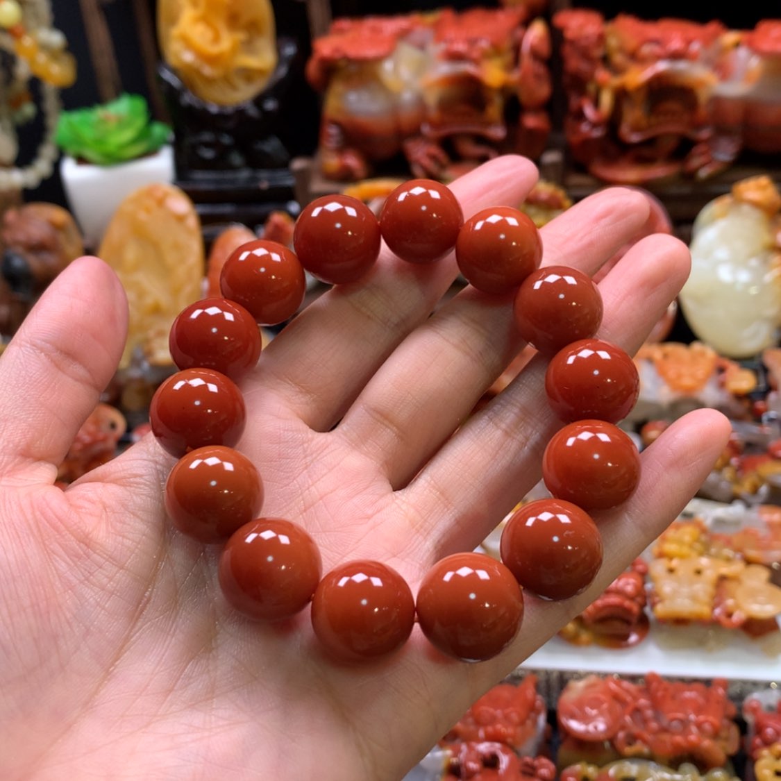 【闪购商品】石英质玉（黄龙玉）手串未镶嵌小****卖