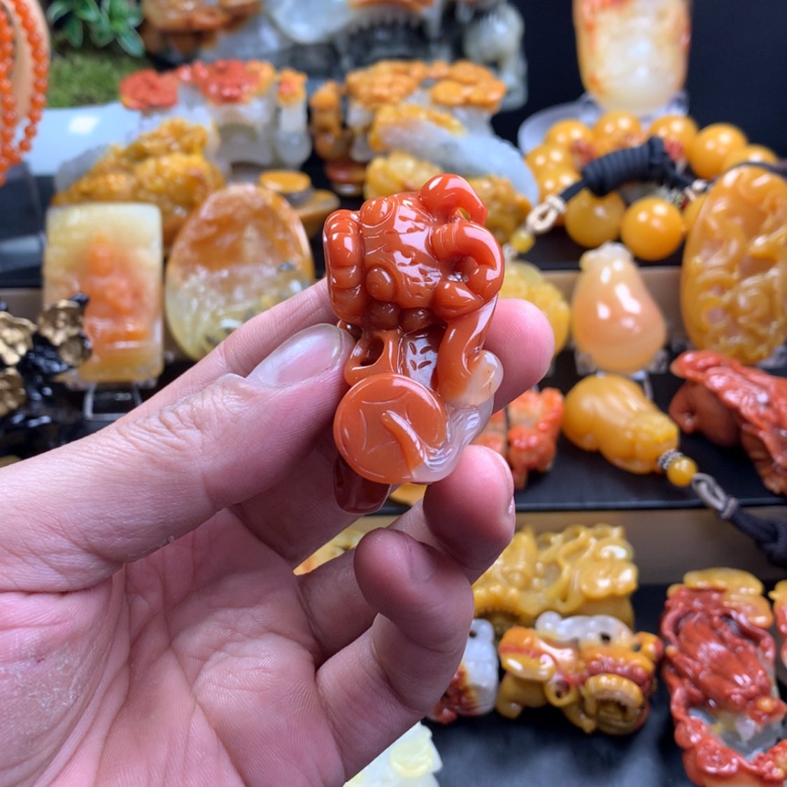 【闪购商品】石英质玉（黄龙玉）挂件未镶嵌夏**话