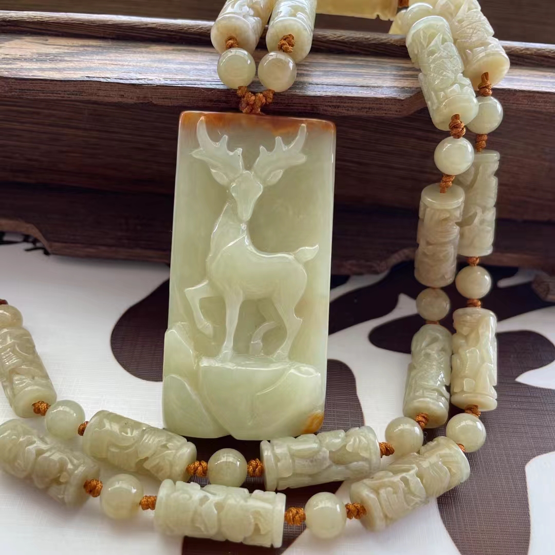 和田玉鹿挂件吊坠项链天然玉石一路发