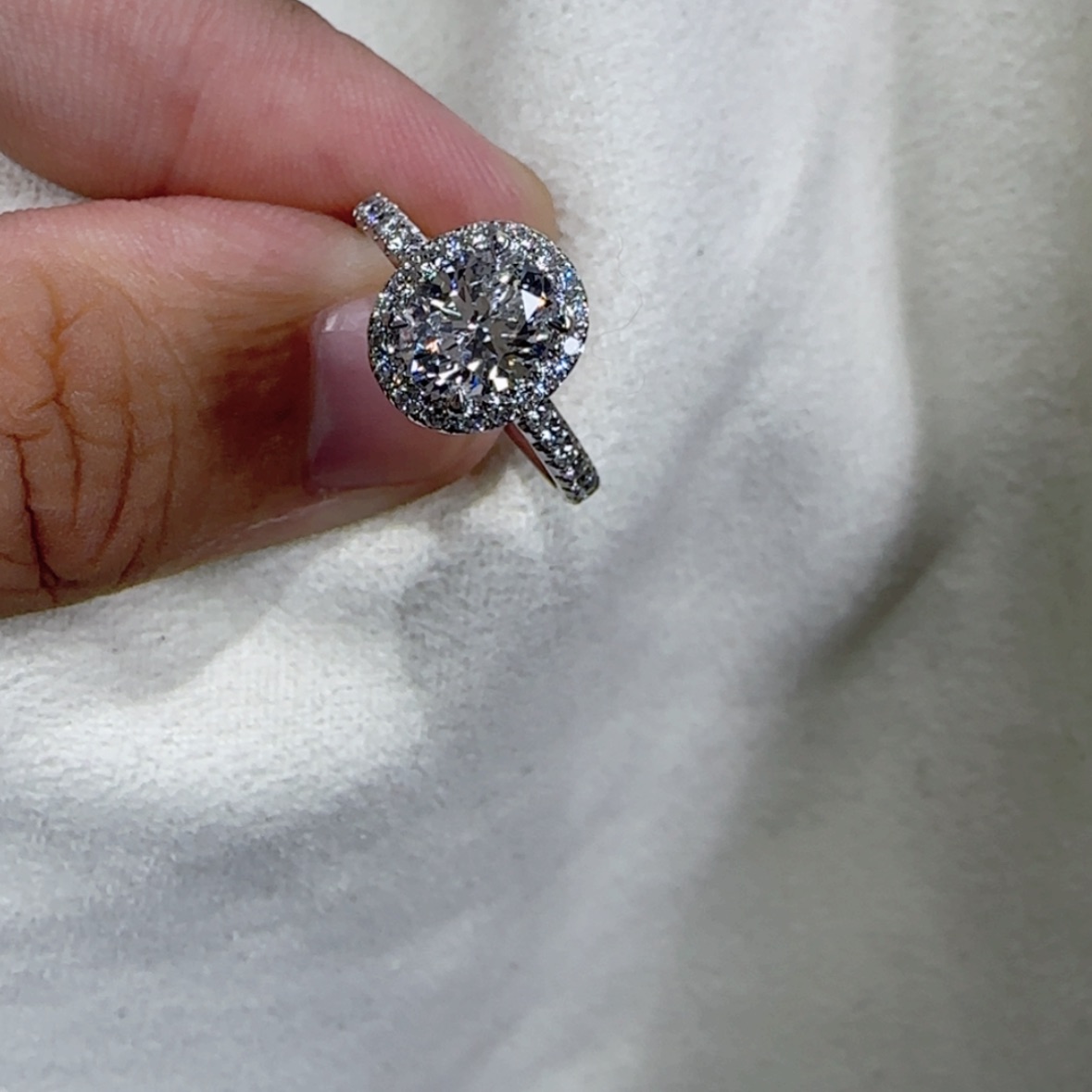 【闪购商品】实验室培育钻石铂Pt950镶嵌