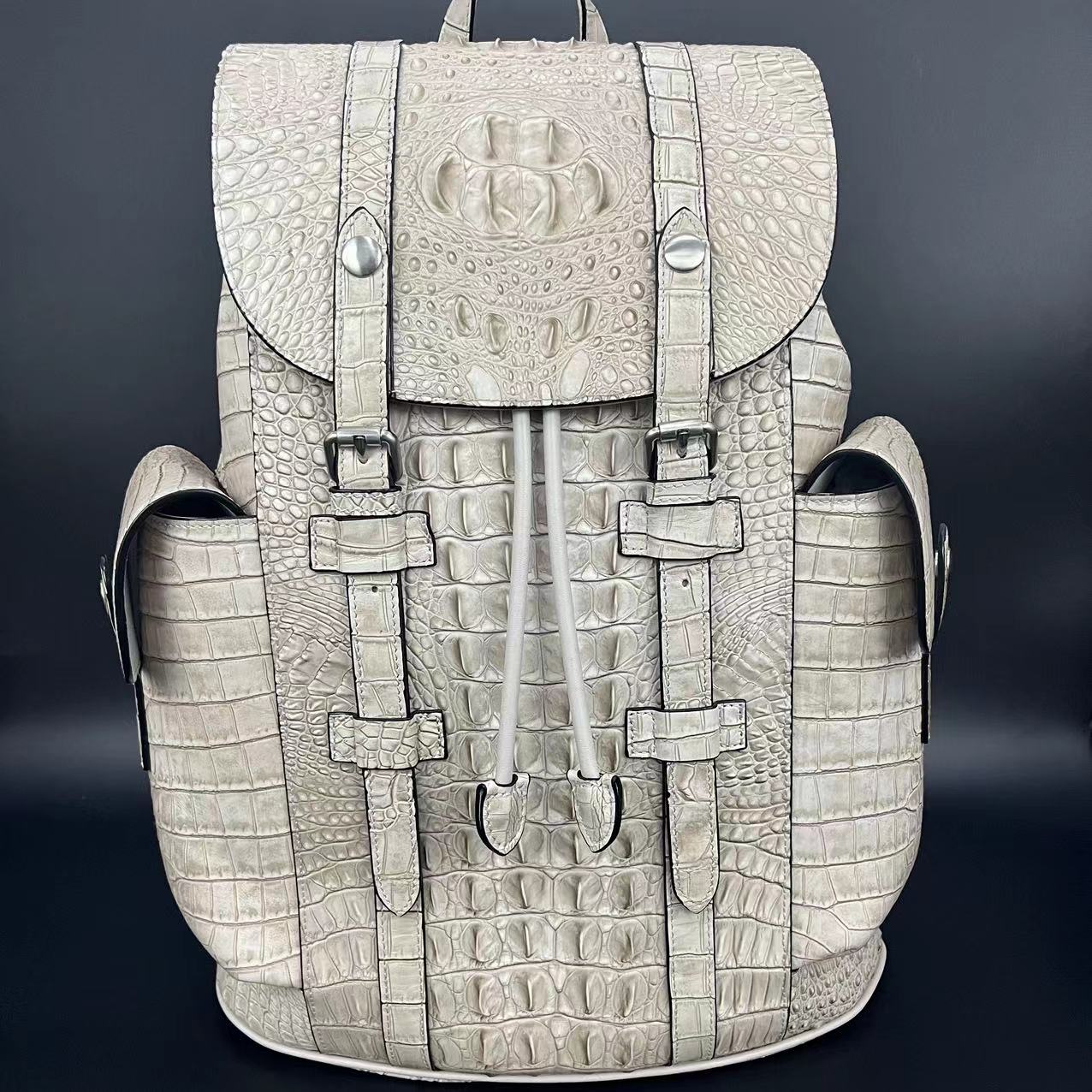 E大尺寸男女同款冰川喜马拉雅白双肩背包