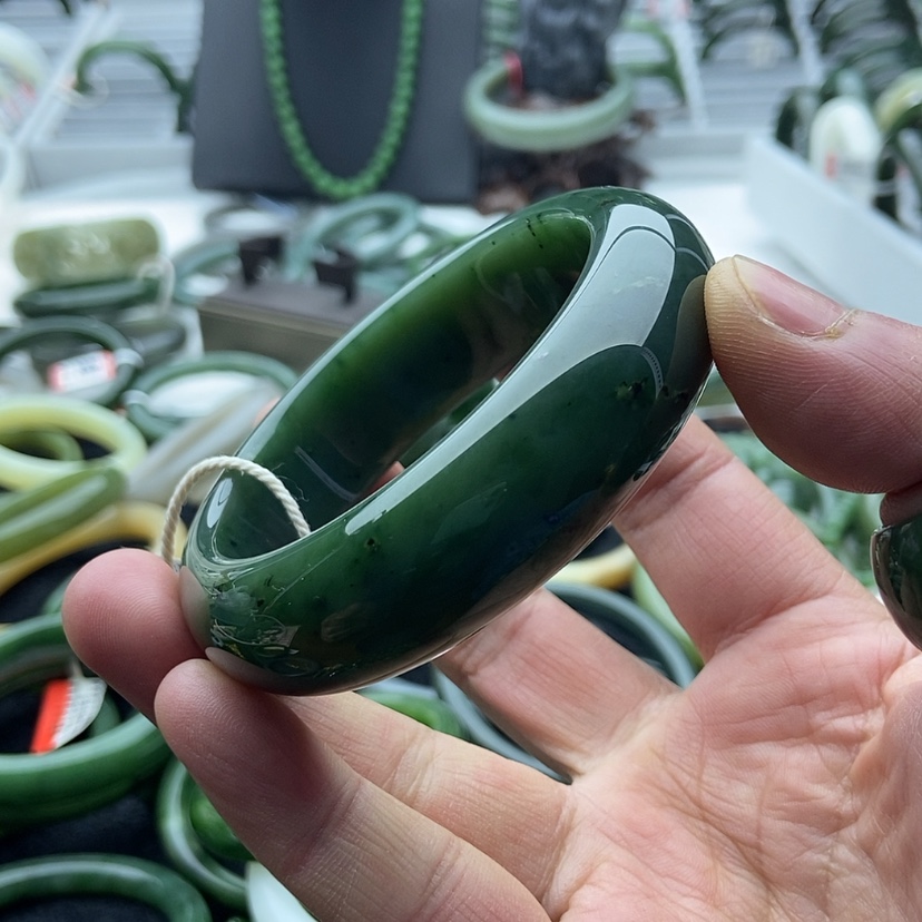 【闪购商品】和田玉（碧玉）34号菠菜绿轮胎镯57mm宽19mm未镶嵌