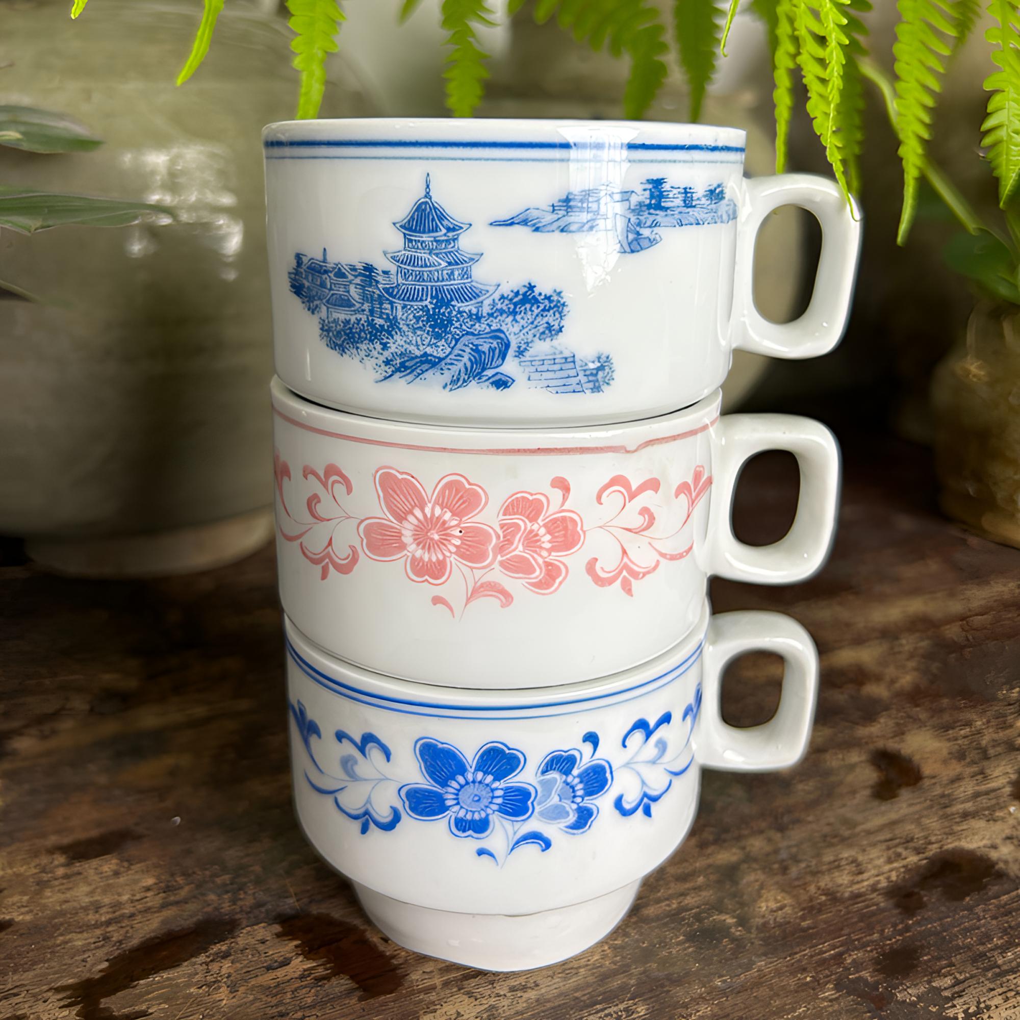 80年代官窑群力咖啡杯釉下五彩耳杯150ml蓝红海棠茶杯水杯 微瑕