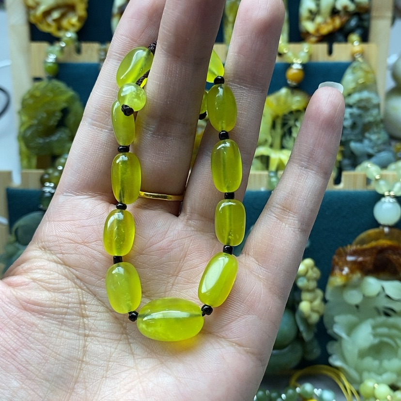 【闪购商品】蛇纹石玉挂件未镶嵌