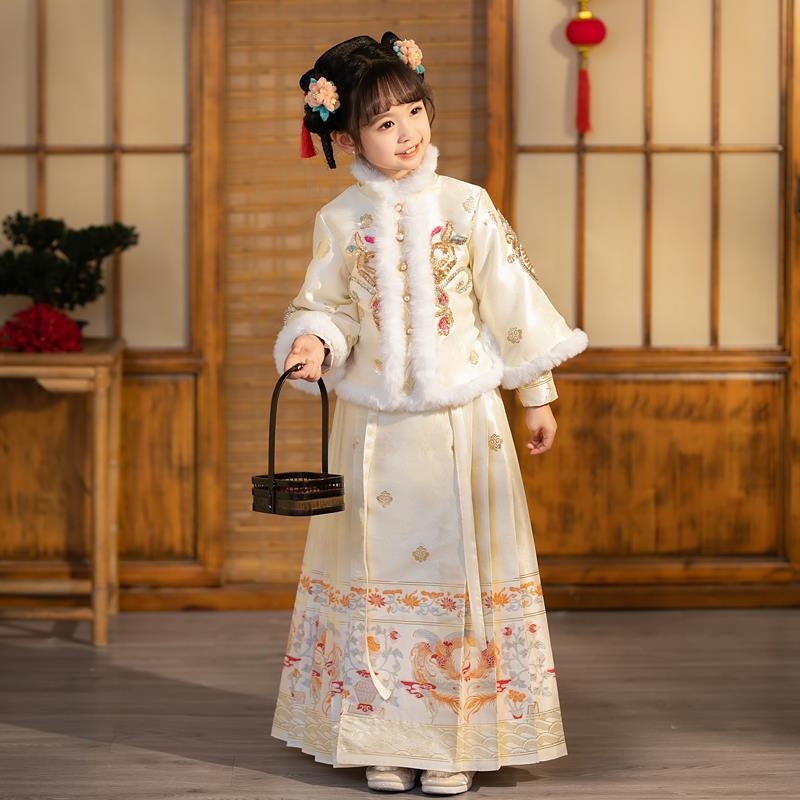 麦丝唛汉服儿童加绒加厚冬装拜年服中国风套装香槟色女童过年保