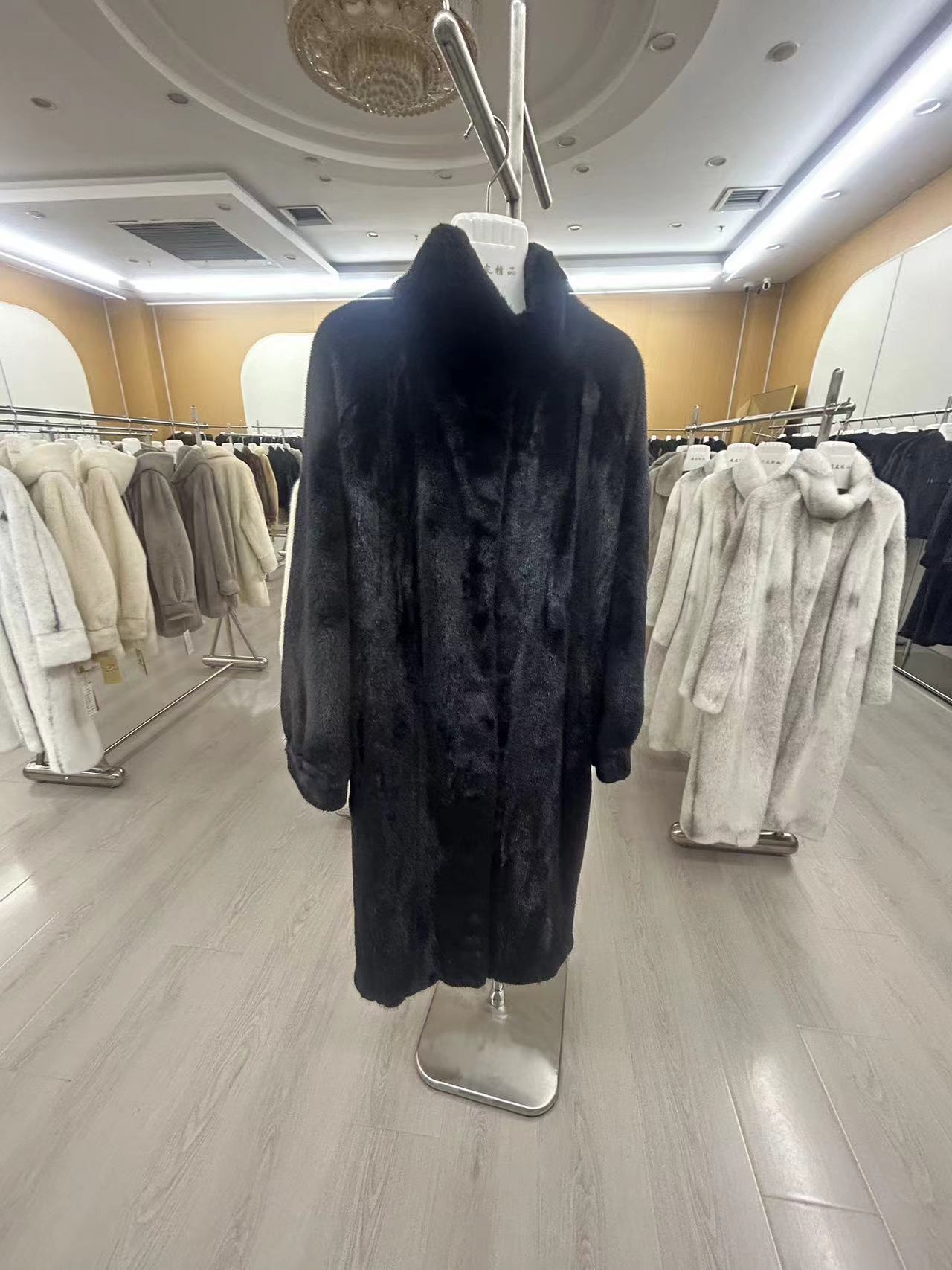 进口时尚中长款外套黑色