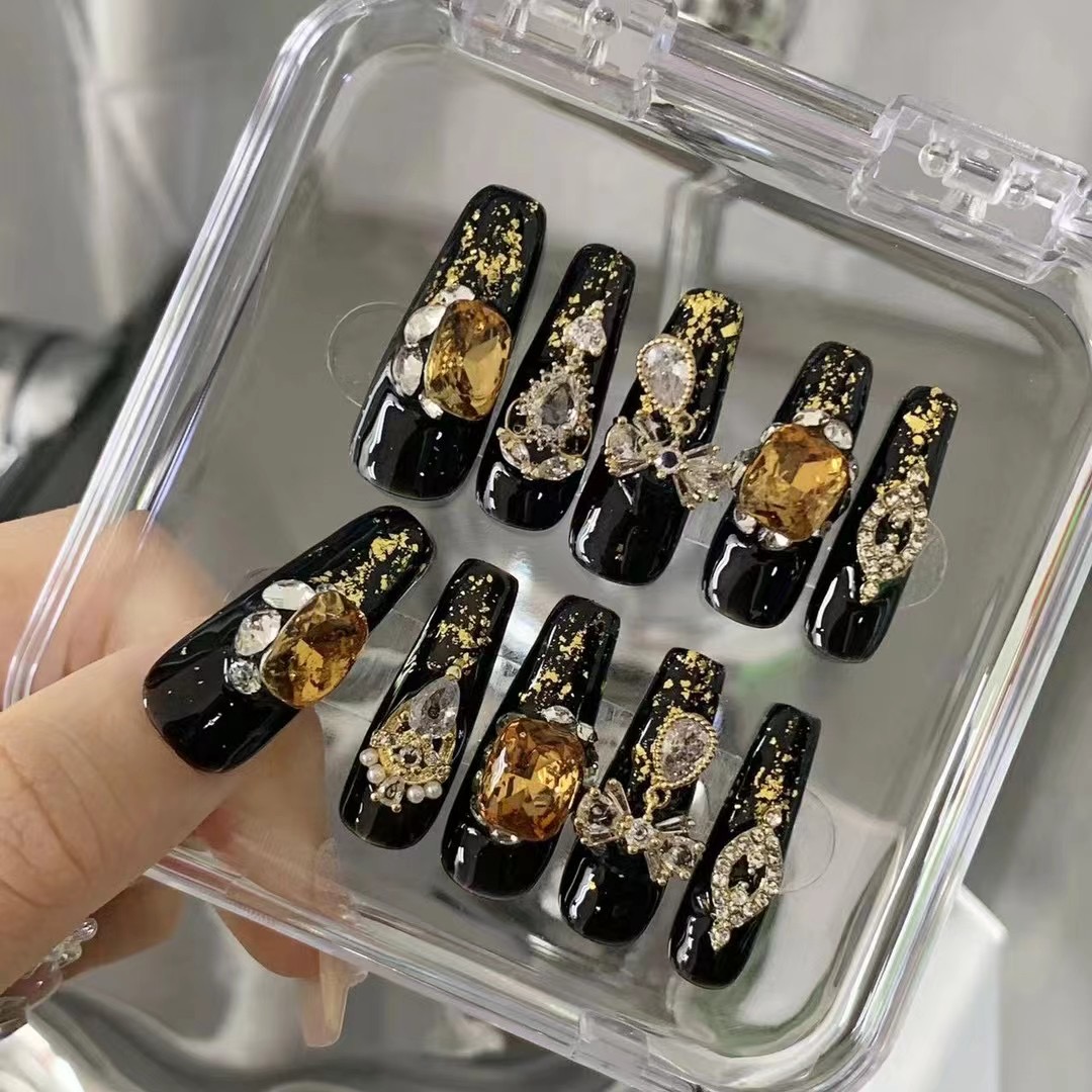高级感轻奢超长小众纯手工穿戴甲美甲冬季新品