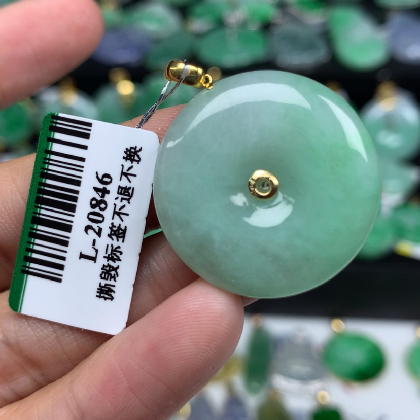 【闪购商品】翡翠颈饰18K金镶嵌