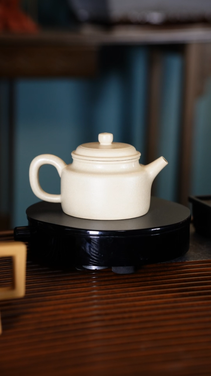 【闪购商品】紫砂茶壶本绿德钟