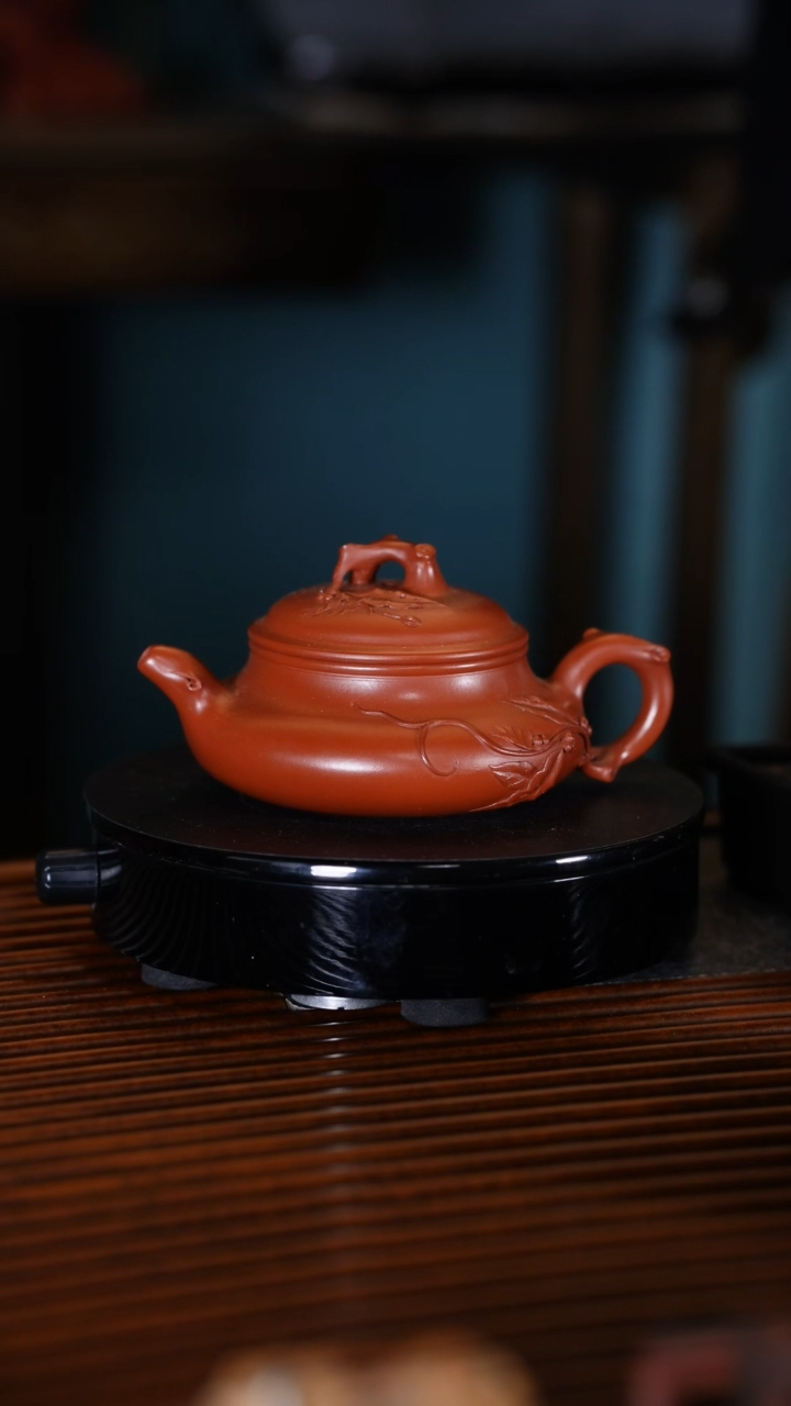 【闪购商品】紫砂茶壶扁梨-国工鲍宜明