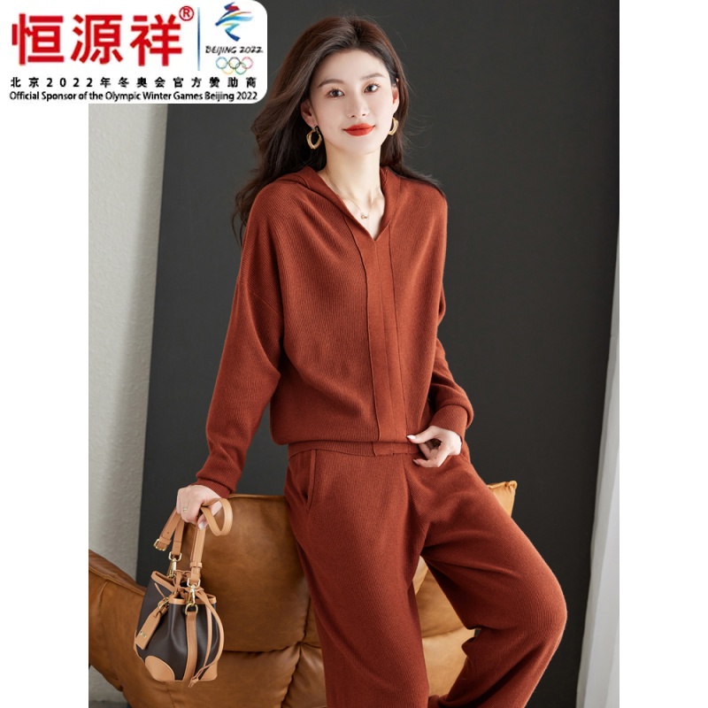 恒源祥集团休闲套装女秋冬减龄纯色卫衣连帽运动套头针织毛衣宽松