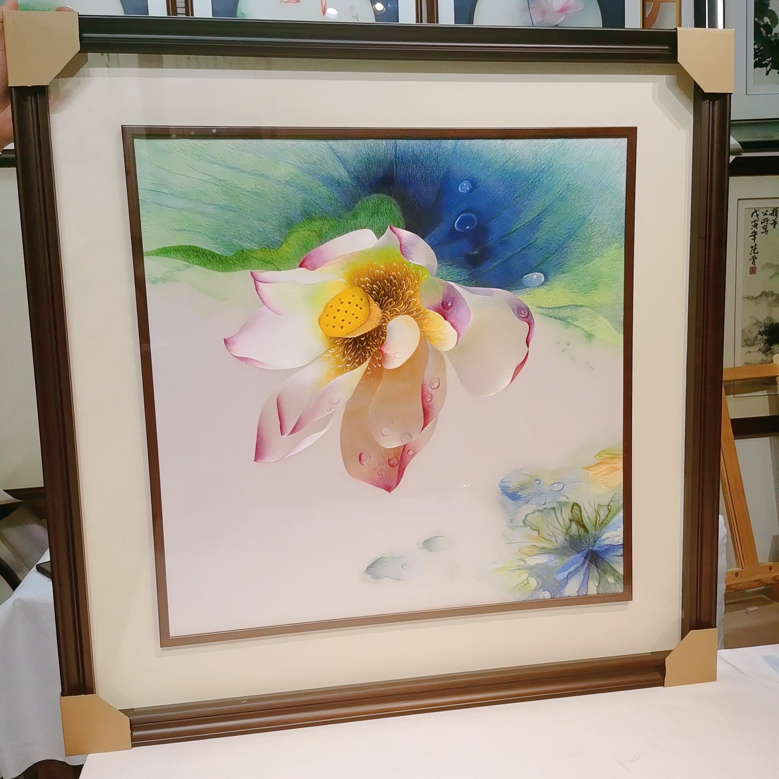 心成苏绣 纯手工单面绣框中框作品 重彩精品（荷韵）图案简约刺绣